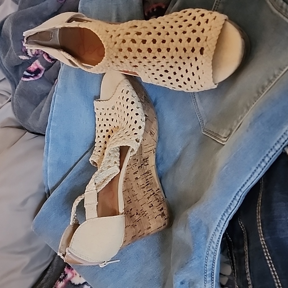 Jellypop Beige Woven Platform Sandals Size  9.5 M